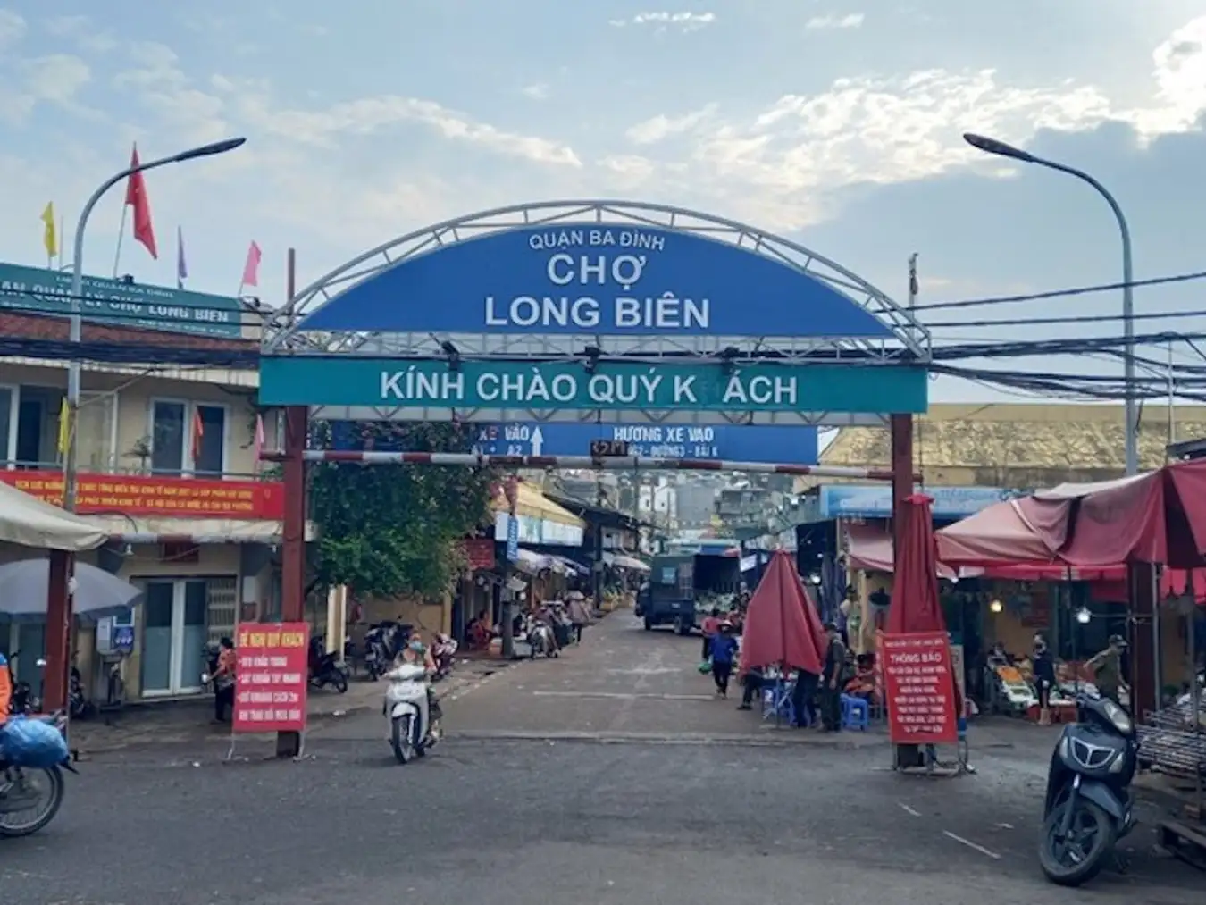 chợ long biên